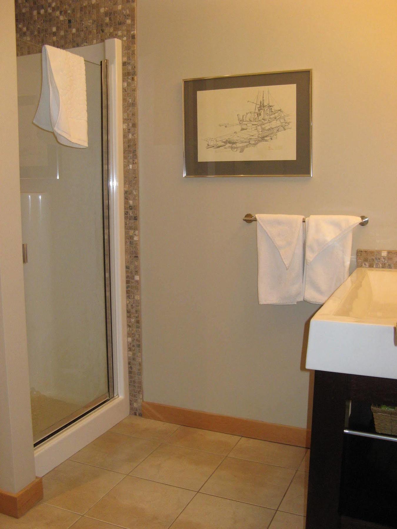 Cormier'S Studio Guest Suites Penticton Exteriör bild